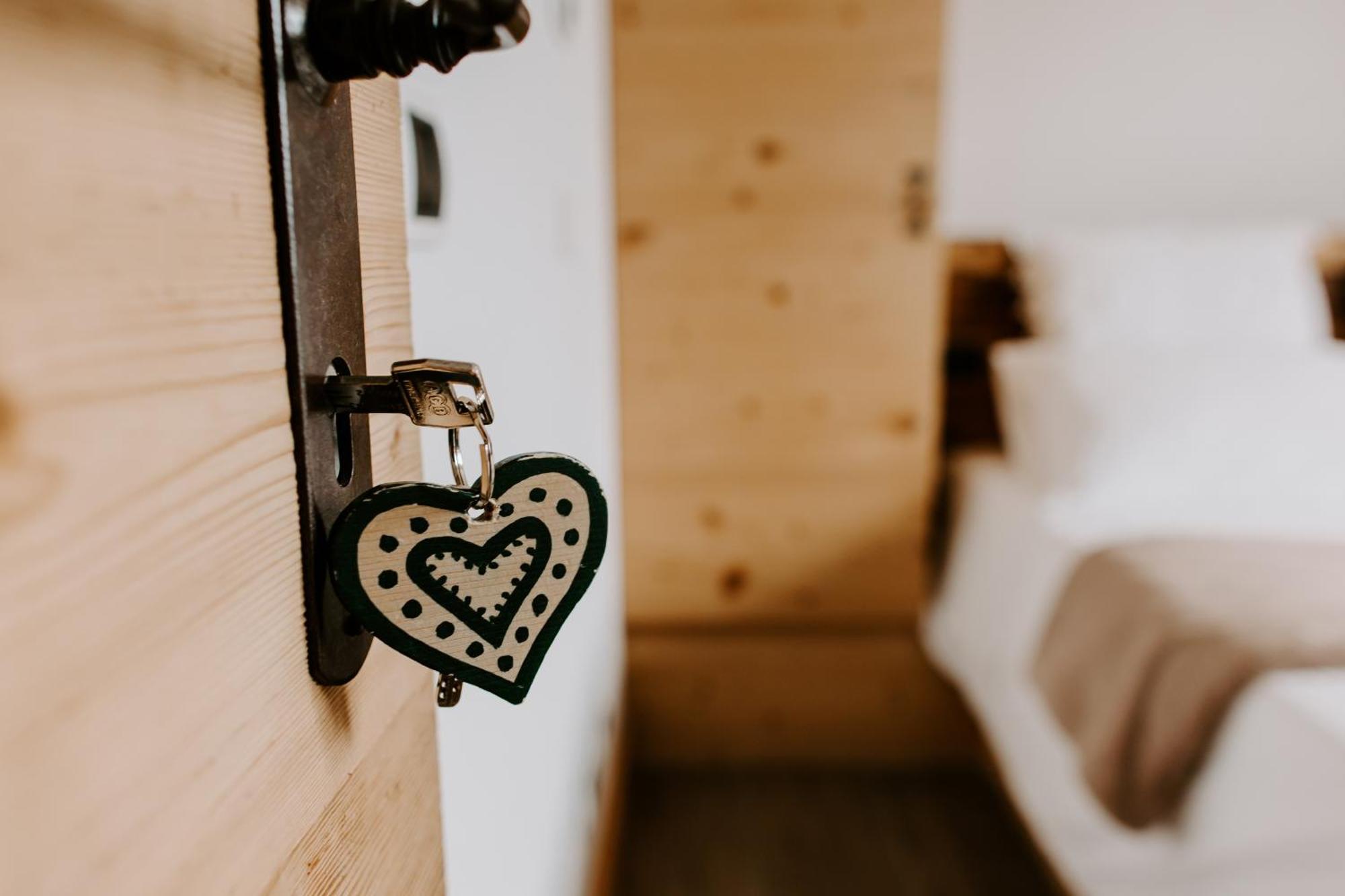 Bed and Breakfast Fra Rose E Mughi Домедже-ді-Кадоре Екстер'єр фото
