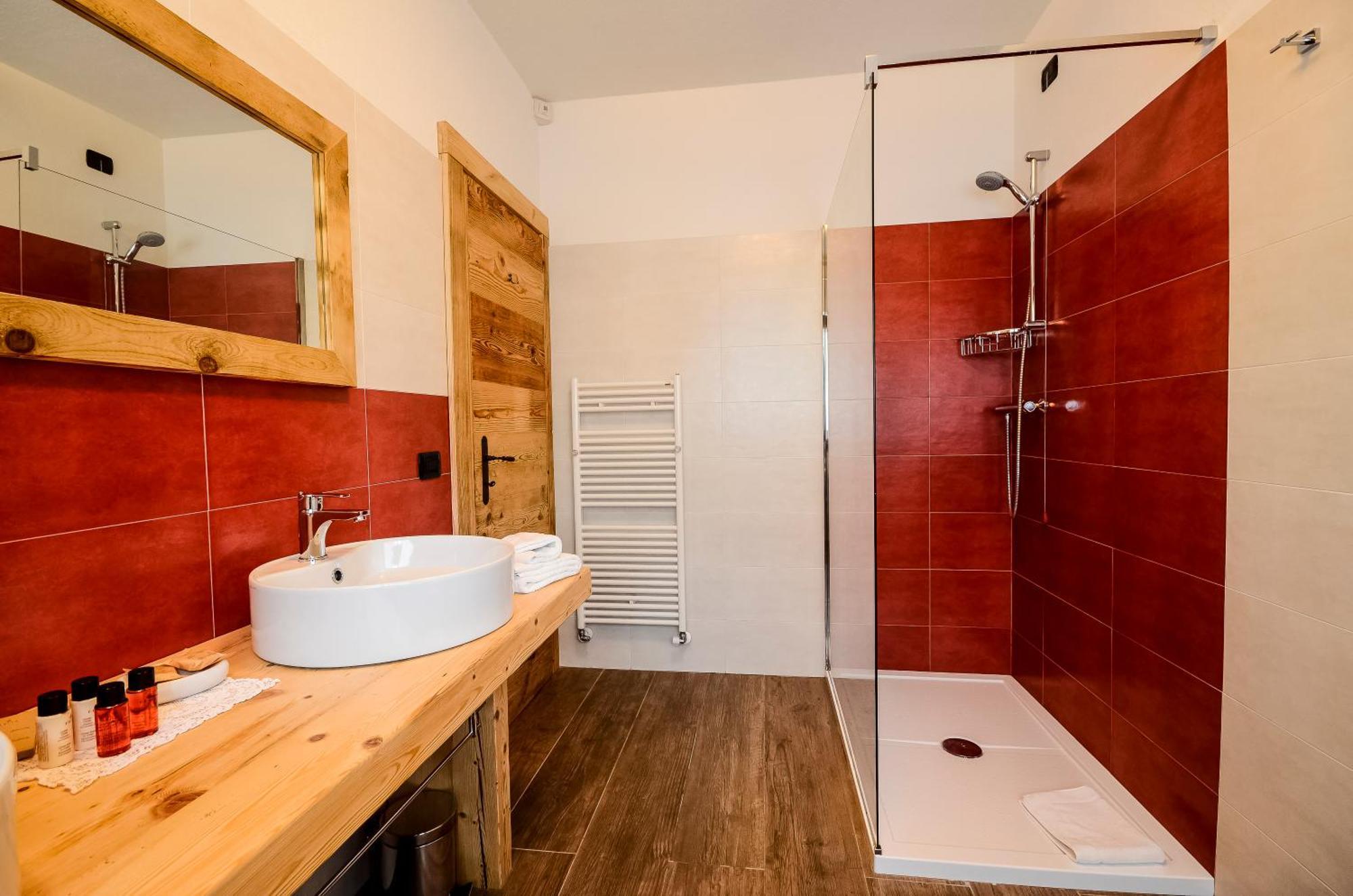Bed and Breakfast Fra Rose E Mughi Домедже-ді-Кадоре Екстер'єр фото